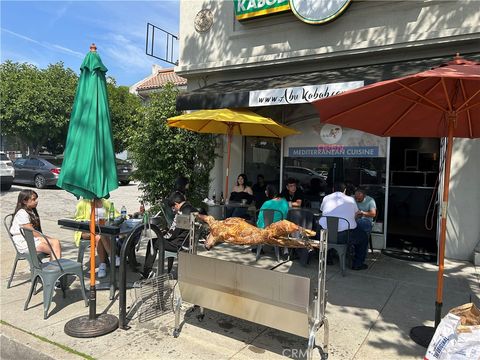 Photo of 720 N Lake Avenue, Pasadena, CA 91104 (MLS # BB26085841)