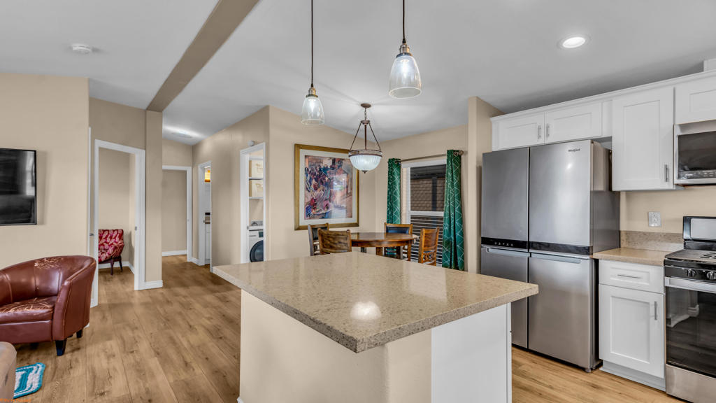 70260 Highway 111 32