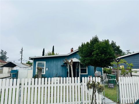 Photo of 2463 Thompson Ave, Selma, CA 93662 (MLS # FR25269861)