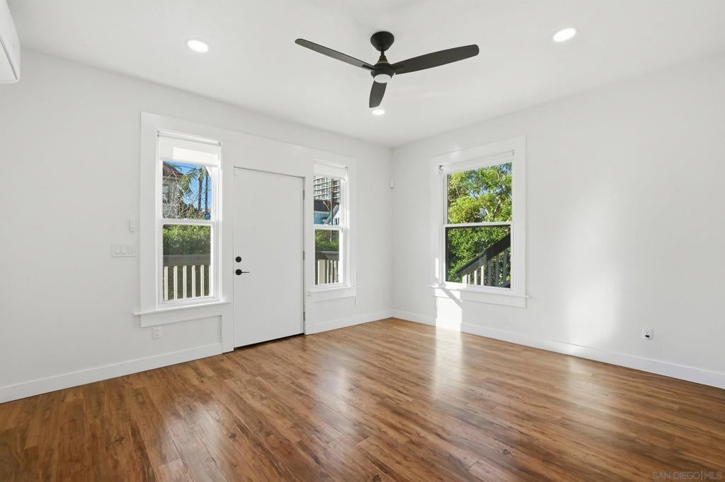 312 Brookes Ave