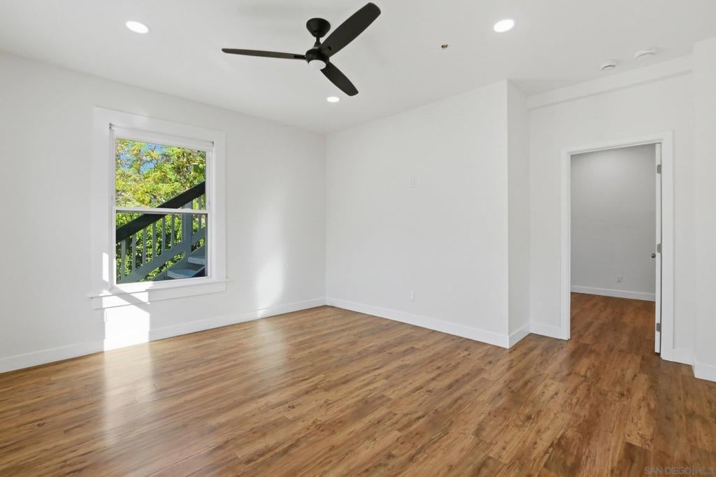 312 Brookes Ave