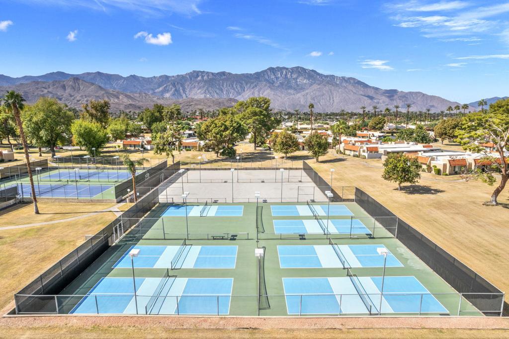 Mountain View Villas - Residential