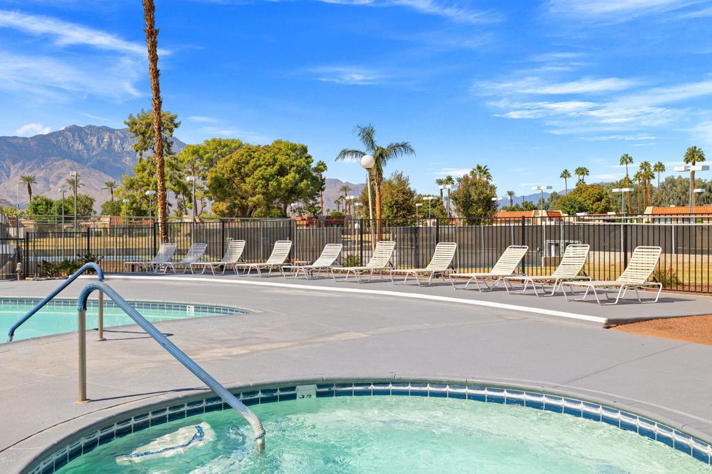 Mountain View Villas - Residential