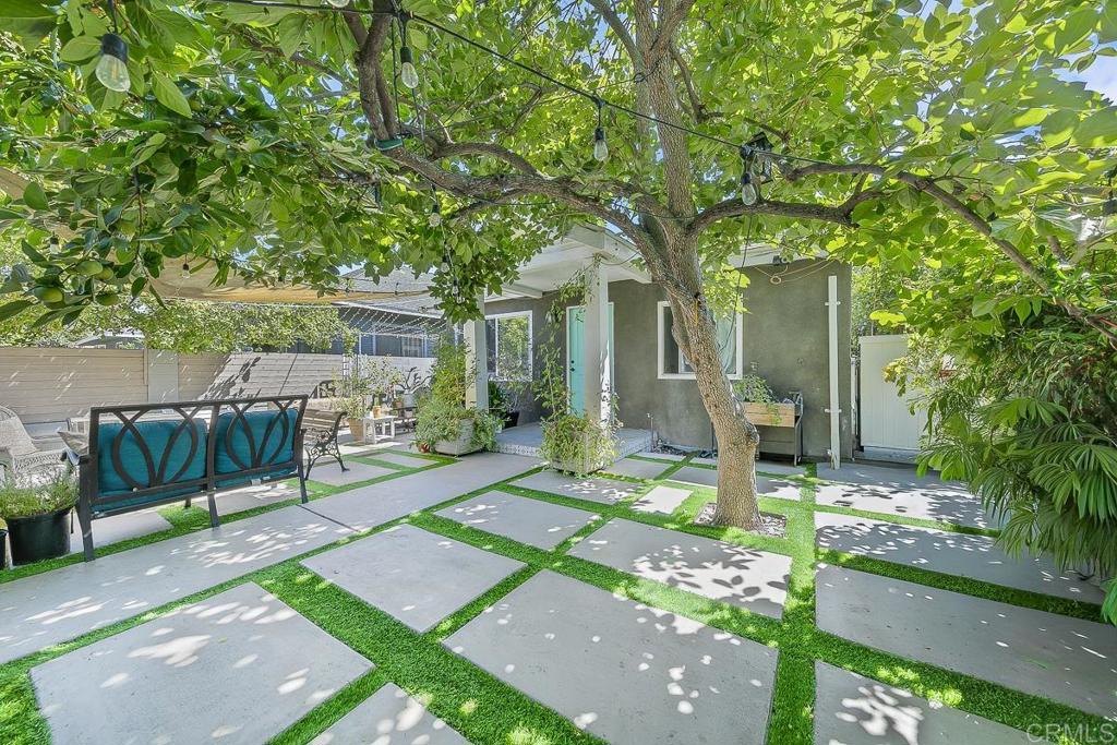 4592 Ellenwood Drive