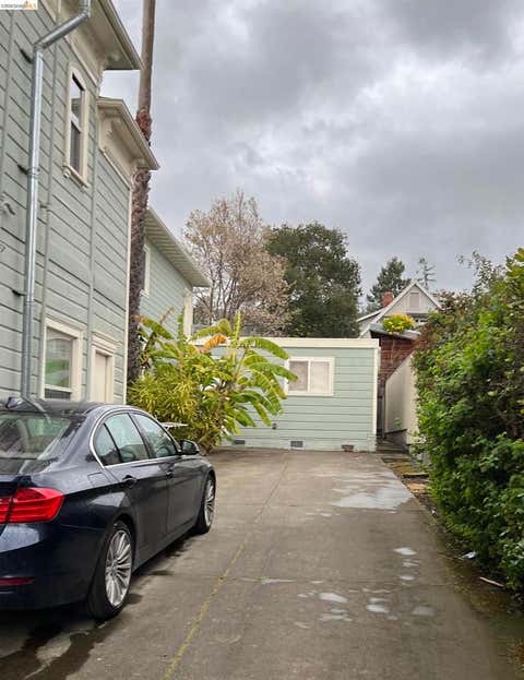 Photo of 1423 OXFORD ST, Berkeley, CA 94709 (MLS # 41143667)