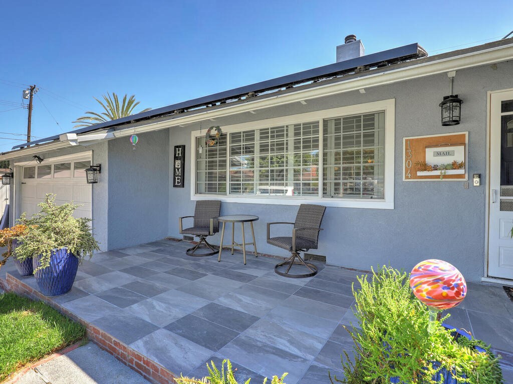 1304 S Courson Drive