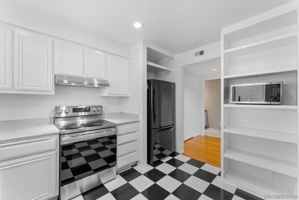 La Costa - Residential