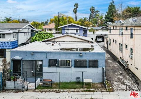 Photo of 4913 Melrose Avenue, Los Angeles, CA 90029 (MLS # 25497267)