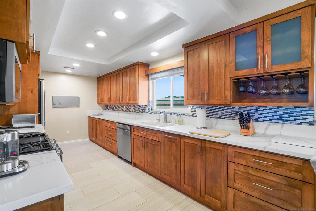 16859 Acebo Dr