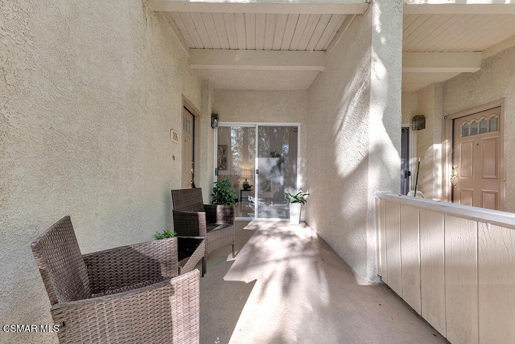 640 Indian Oak Lane 106