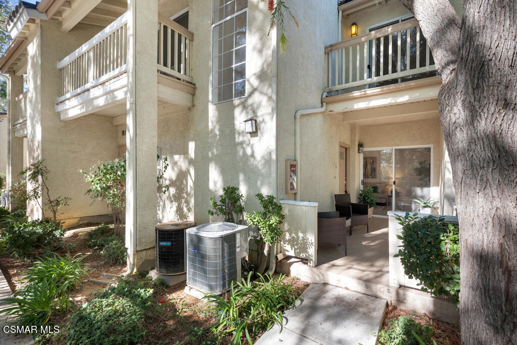 640 Indian Oak Lane 106