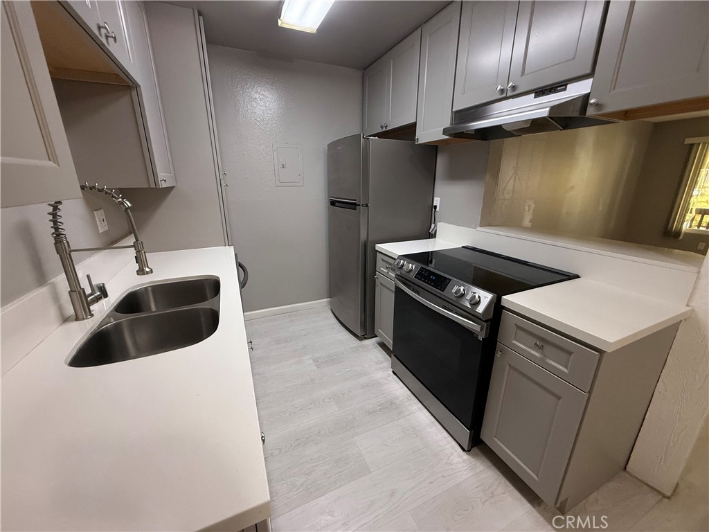 MacArthur Village (MAVL) - Residential Lease