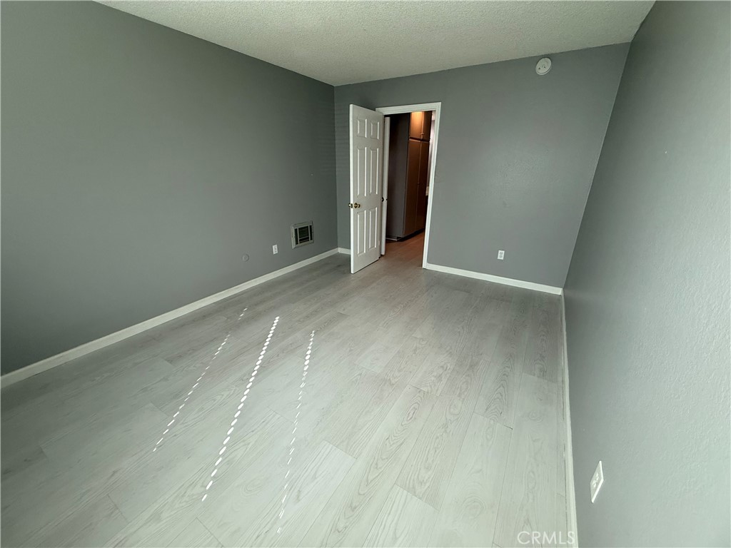 MacArthur Village (MAVL) - Residential Lease