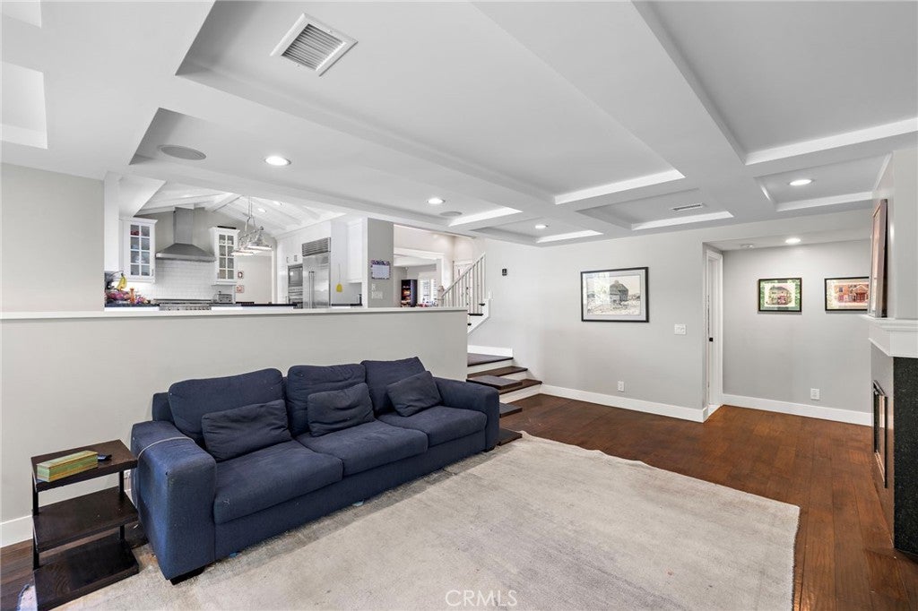 2201 Aralia, Newport Beach CA 92660 - Photo 17