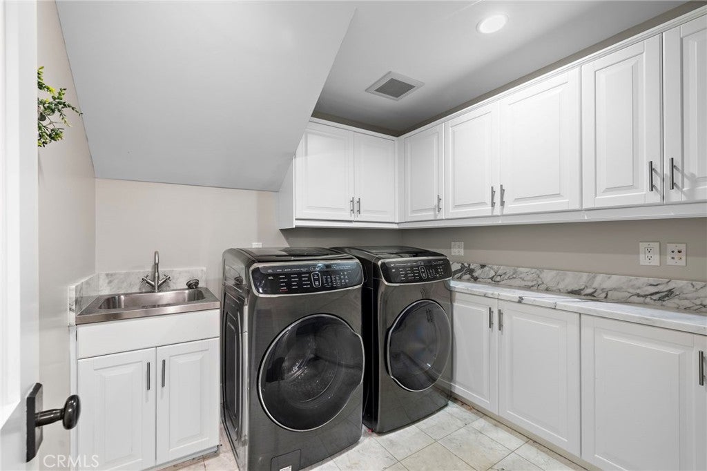 2201 Aralia, Newport Beach CA 92660 - Photo 18
