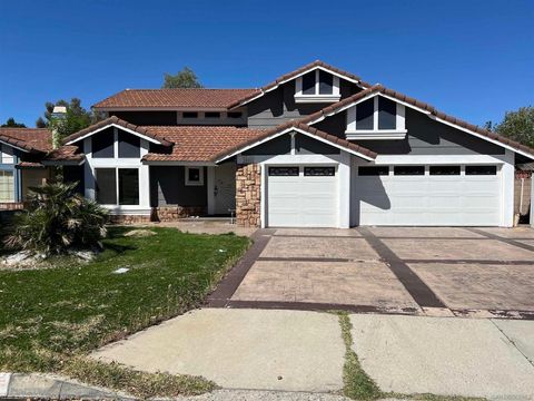 Photo of 25021 Jutland Drive Dr, Hemet, CA 92544 (MLS # 260010195SD)
