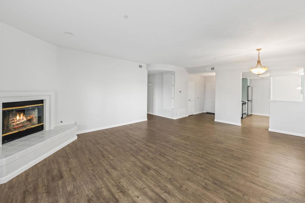 16458 Avenida Venusto C C