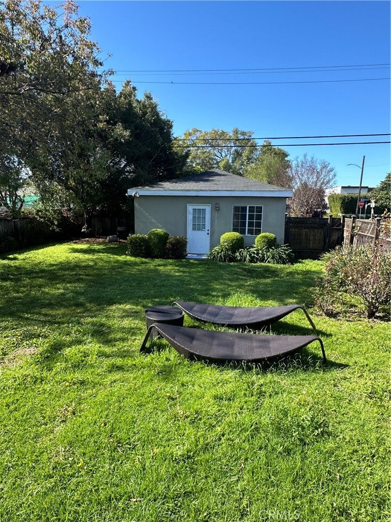 2303 Amherst