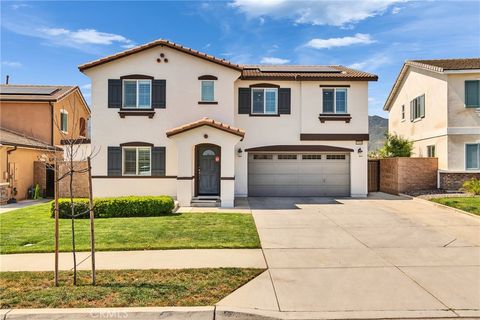 15040 Capstone Street Fontana CA 92336