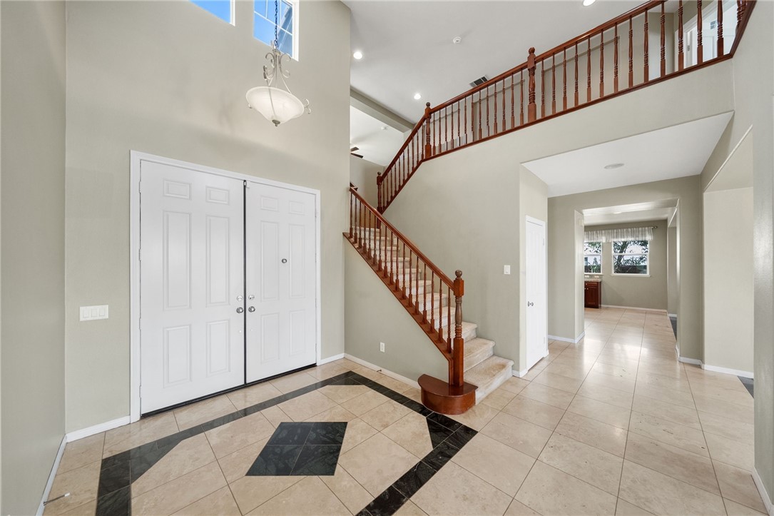 28852 Hillside Drive