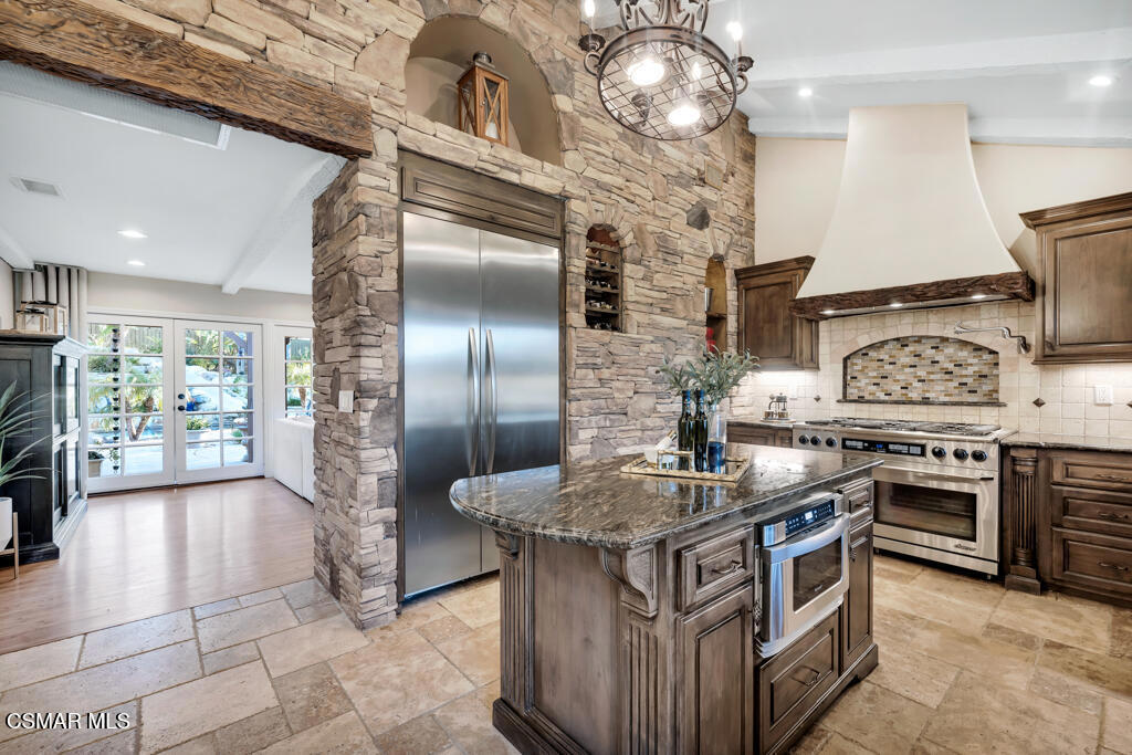 Waverly Heights-533 - 1005472 - Residential