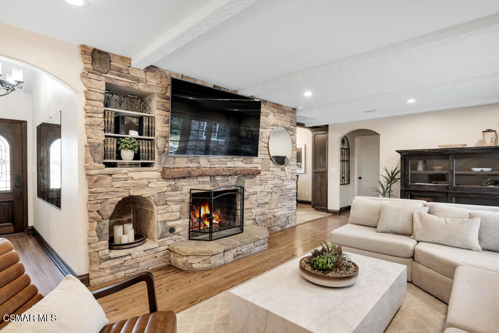 Waverly Heights-533 - 1005472 - Residential
