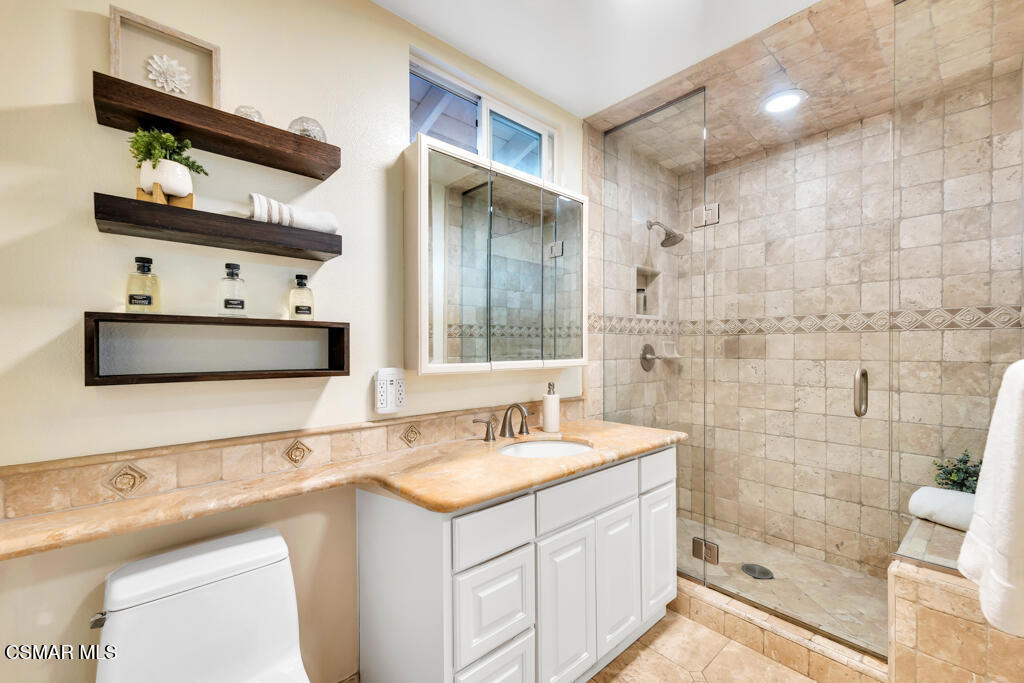 Waverly Heights-533 - 1005472 - Residential