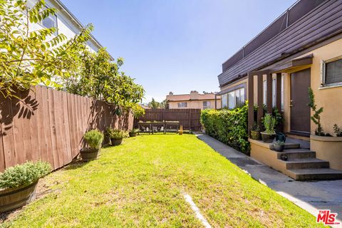Tiny photo for 2354 S Beverly Glen Boulevard, Los Angeles, CA 90064 (MLS # 25609945)