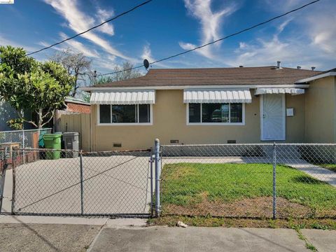 Photo of 138 Eldridge Avenue Ave, Oakland, CA 94603 (MLS # 41127596)