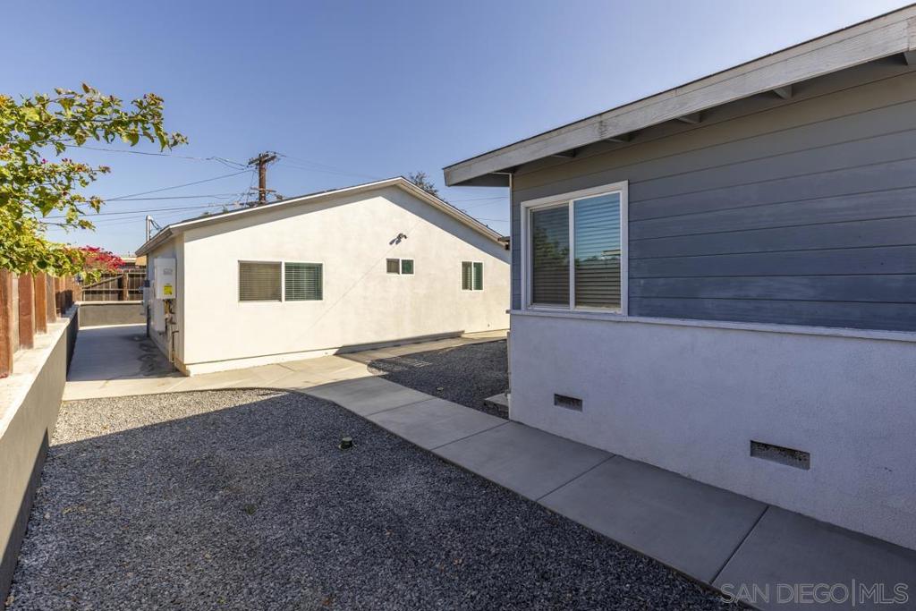 Encanto - Residential Lease
