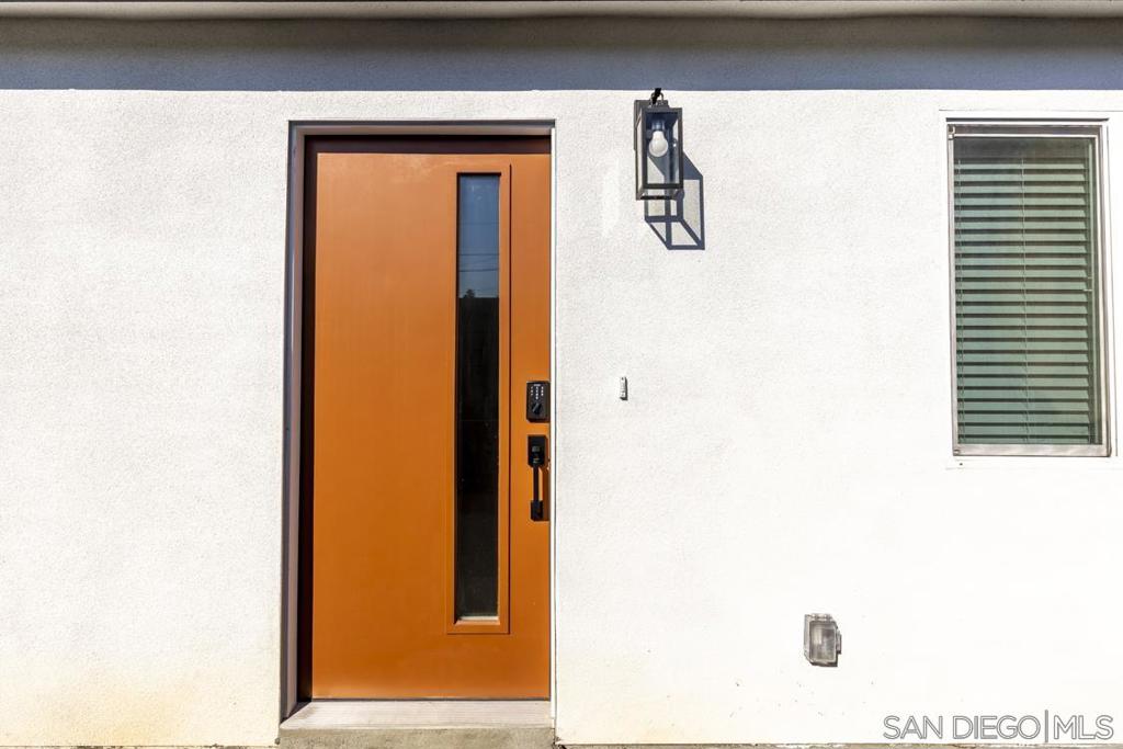 Encanto - Residential Lease