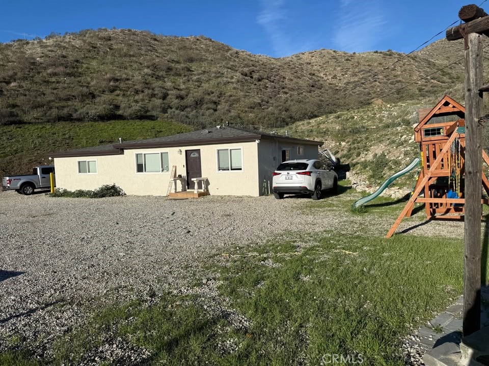 17559 Sierra Highway