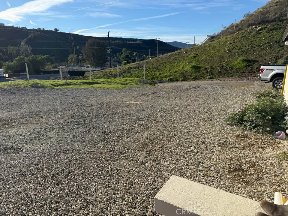 17559 Sierra Highway