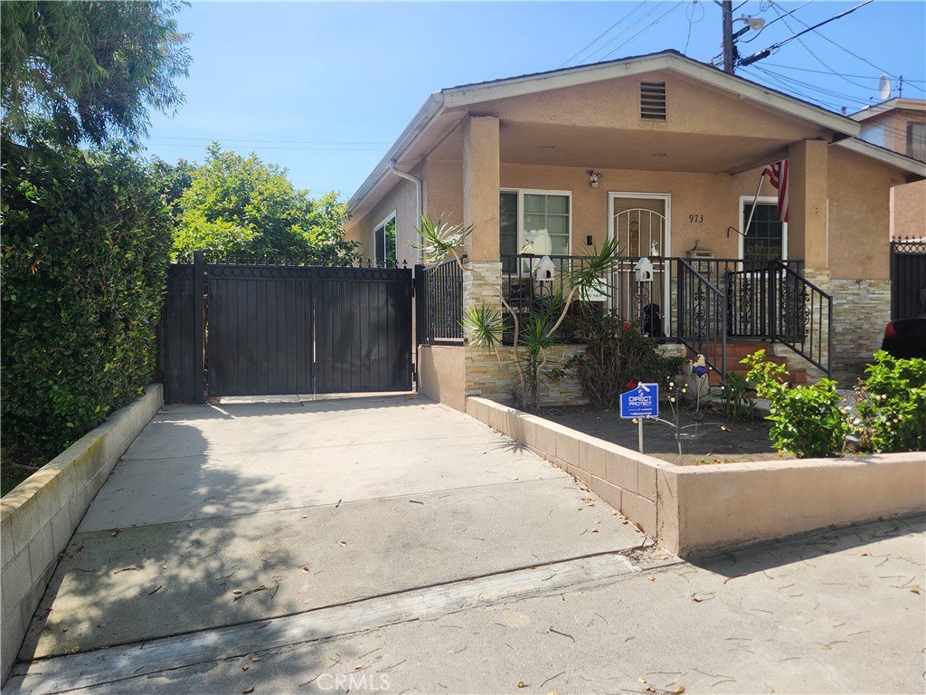 973 W 23rd