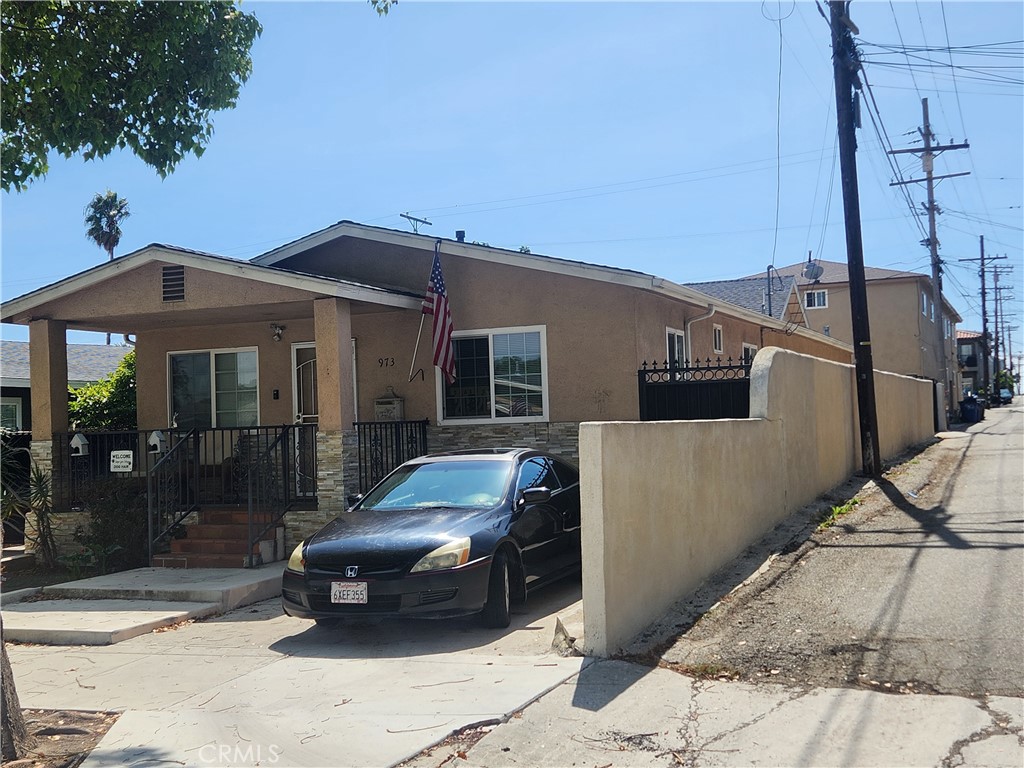 973 W 23rd