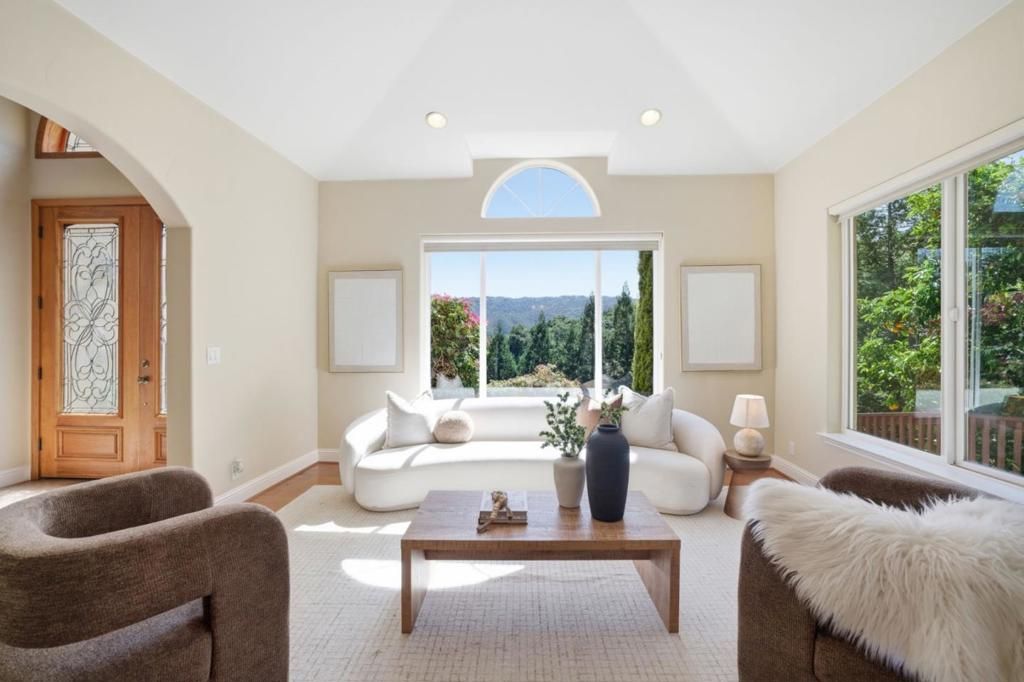 Photo of 2075 Mantelli Drive, Gilroy, CA 95020 (MLS # ML82040207)