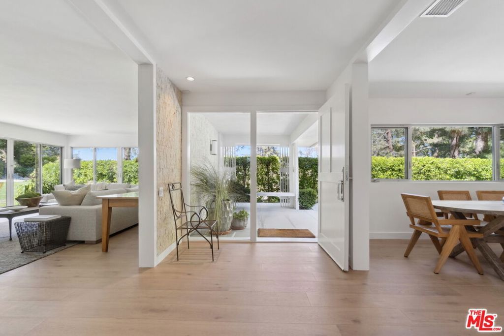 Photo of 1726 Stone Canyon Road, Los Angeles, CA 90077 (MLS # 26668917)