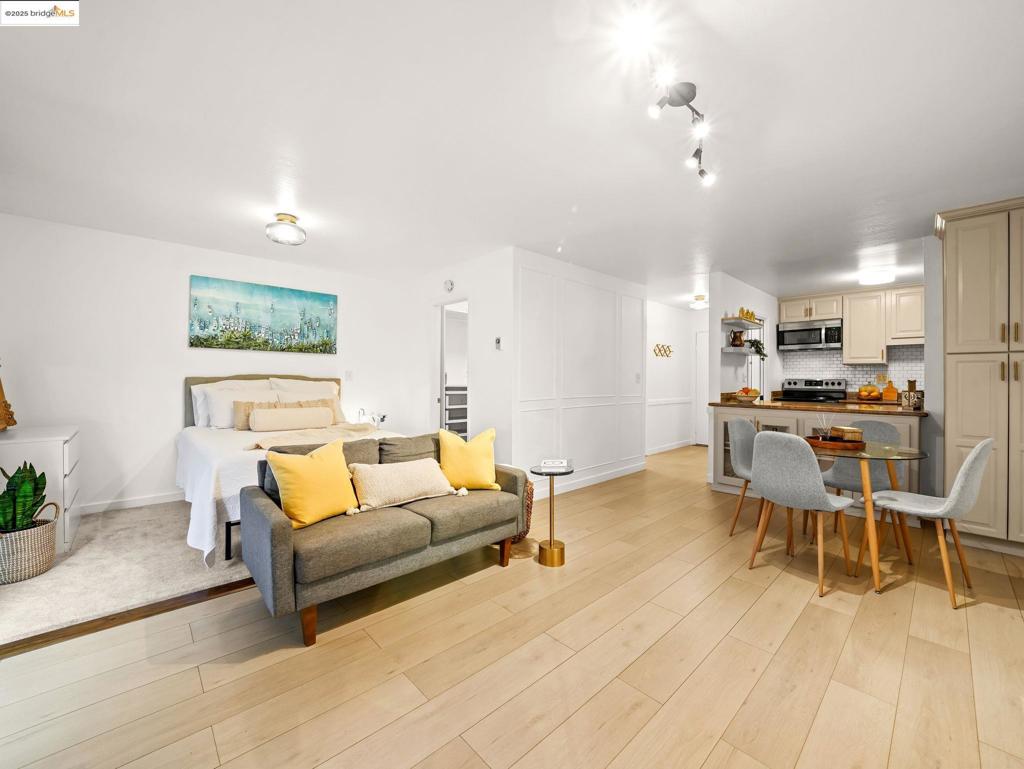 WEST ALAMEDA - Residential