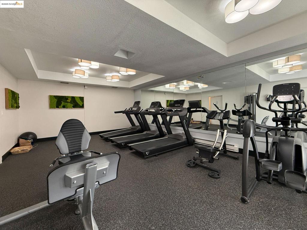 WEST ALAMEDA - Residential