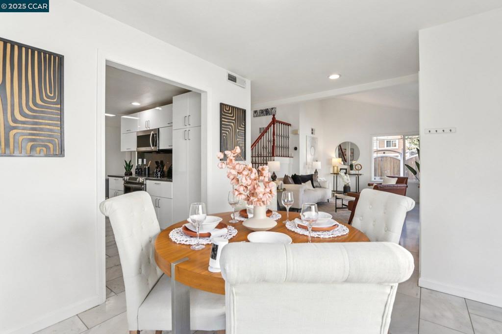 EAST VALLEY - Residential