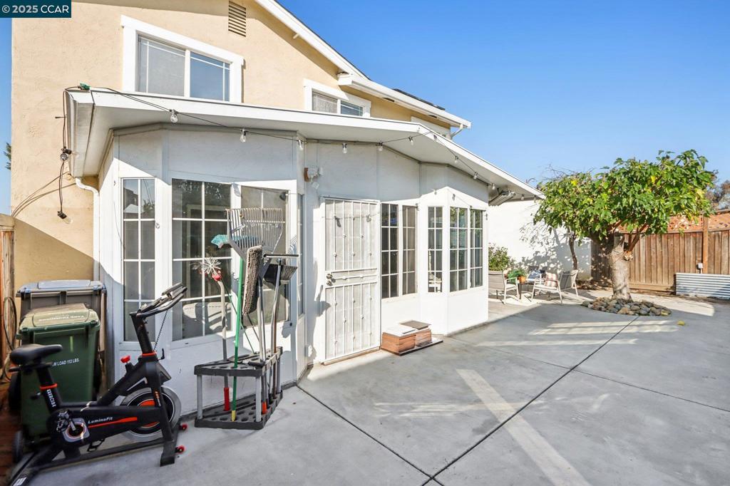 EAST VALLEY - Residential