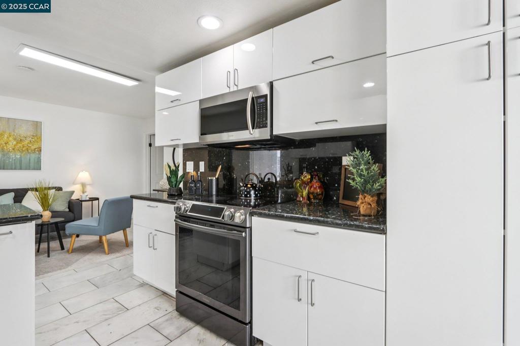 EAST VALLEY - Residential