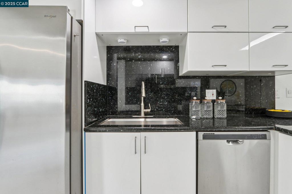 EAST VALLEY - Residential