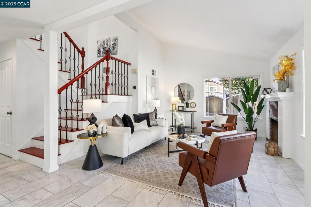 EAST VALLEY - Residential