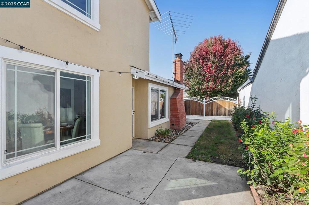 EAST VALLEY - Residential