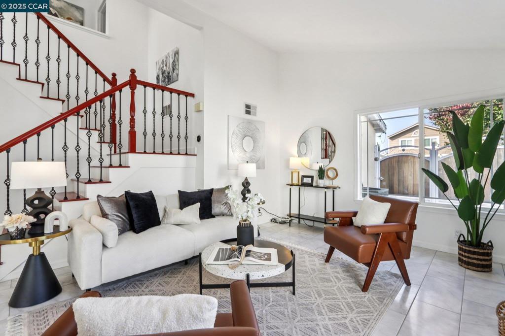 EAST VALLEY - Residential