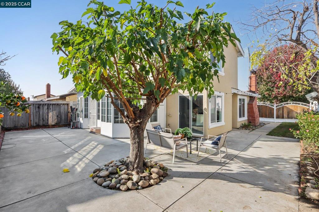 EAST VALLEY - Residential