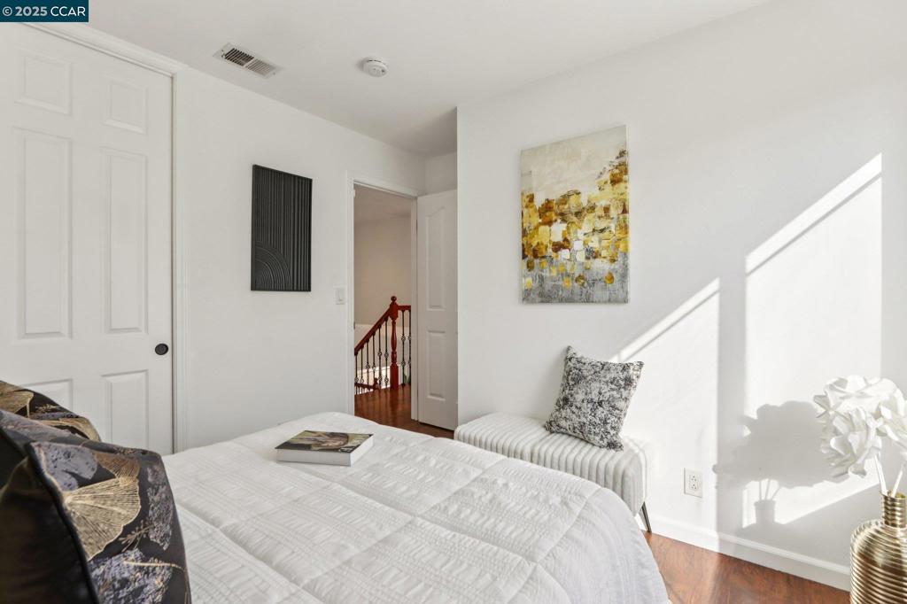 EAST VALLEY - Residential