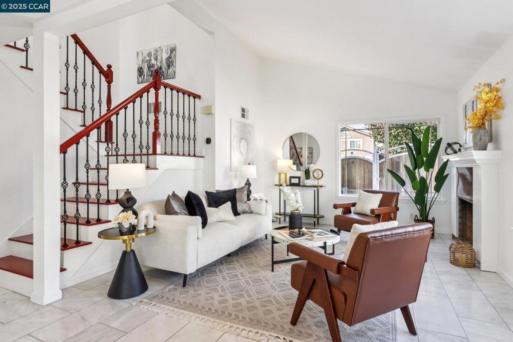 EAST VALLEY - Residential