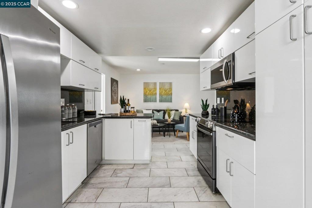 EAST VALLEY - Residential